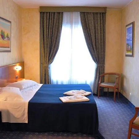 Point Hotel Conselve